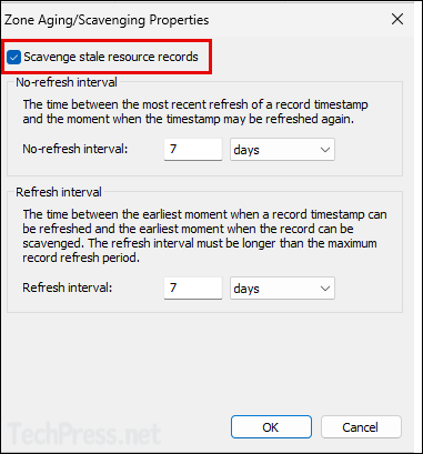 Select the checkbox Scavenge stale resource records